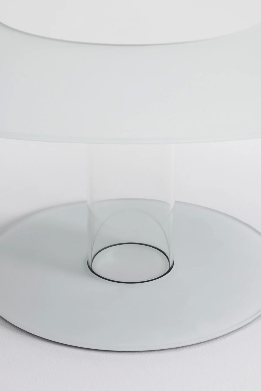 Venditore Glas Italia Table Lazy Hub Shop Forma Design | Tables