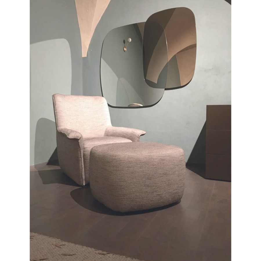 Venditore Pianca Set Arm Chair And Pouf Dialogo Shop Forma Design | Armchairs