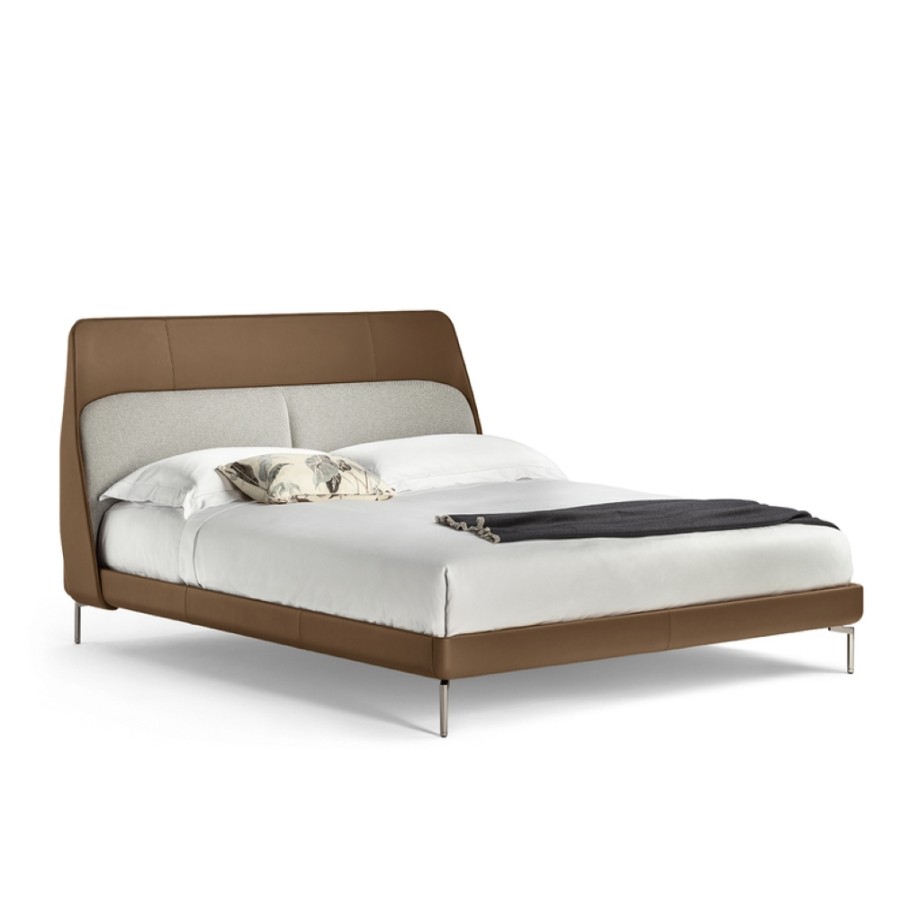 Venditore Poltrona Frau Bed Coupe Shop Forma Design | Beds